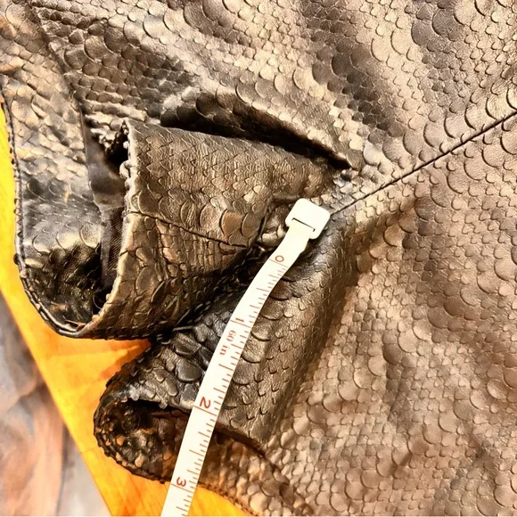 J Brand leather shorts - Picture 8 of 10